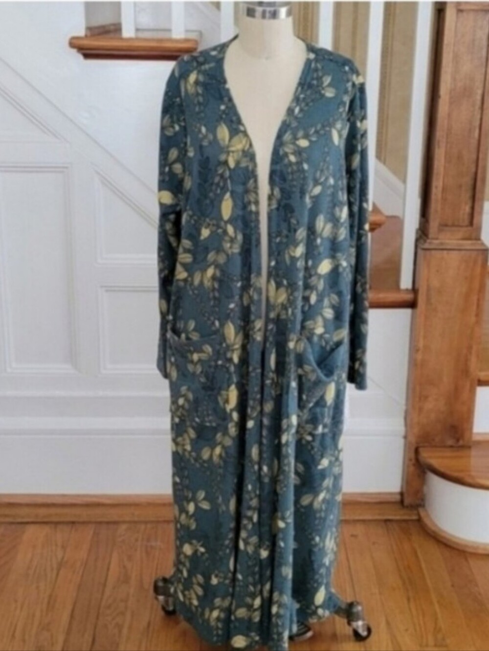 LULAROE Cardigan Sarah Floral Fern Green Long Sweater Size XL